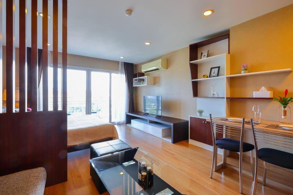 Luxury Living In Heart Of Nimman Apartment Chiang Mai Exterior photo