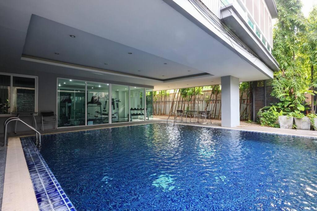 Luxury Living In Heart Of Nimman Apartment Chiang Mai Exterior photo