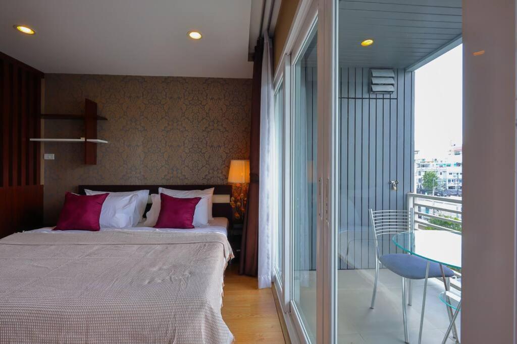 Luxury Living In Heart Of Nimman Apartment Chiang Mai Exterior photo