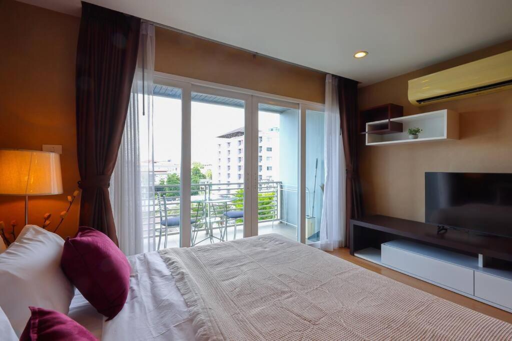 Luxury Living In Heart Of Nimman Apartment Chiang Mai Exterior photo